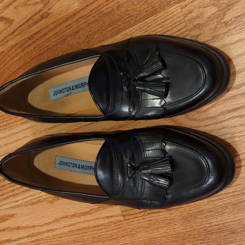 Johnston & Murphy Tassel Loafer